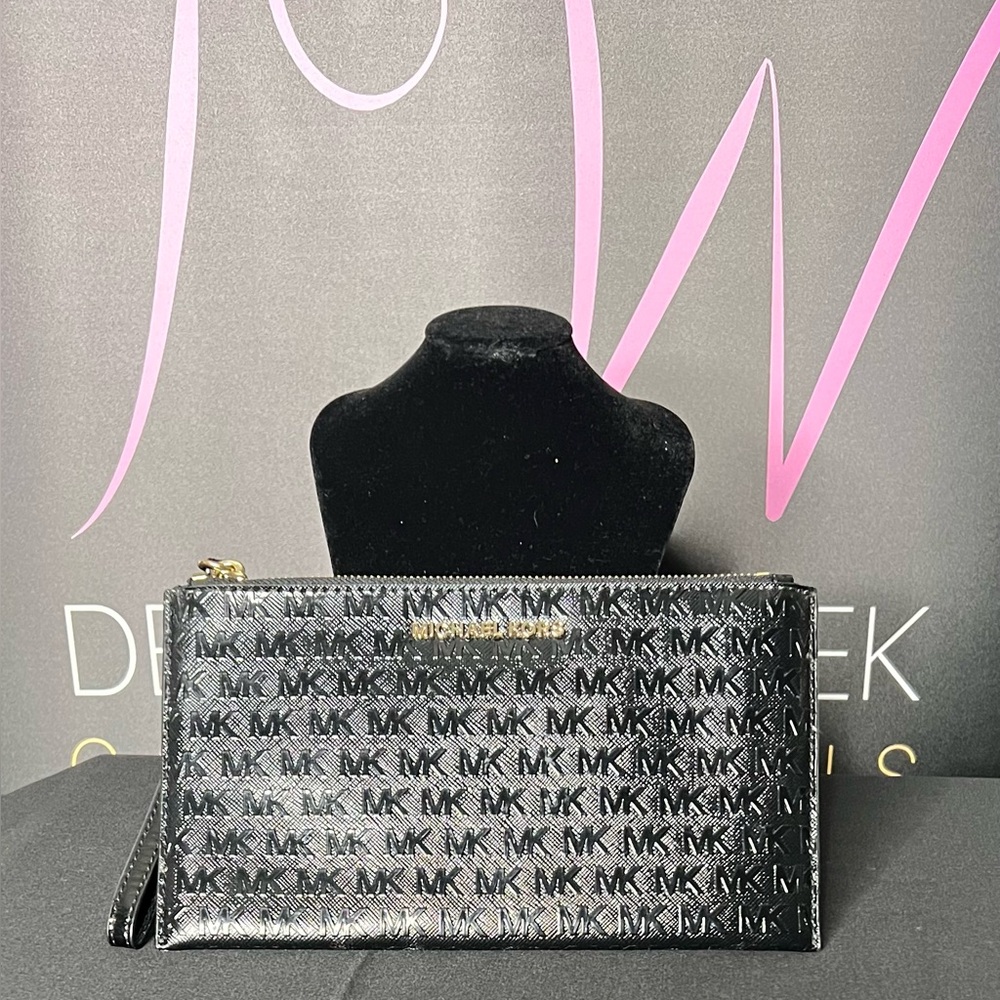 Michael Kors Black Jet Set Wristlet